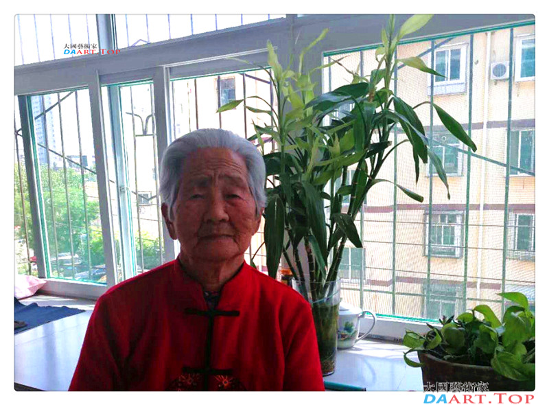 評論員高兰田 中国大民书画院 张兆铼12.jpg 評論員高兰田 中国大民书画院 张兆铼12.jpg