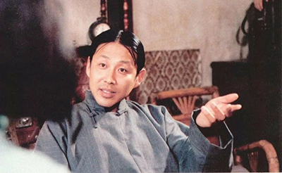 代表作有电视剧《围城》《康熙王朝》《中国式离婚》《卧薪尝胆》以及电影《我的1919》《唐山大地震》《归来》