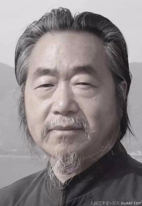 晏本立当代著名画家A.jpeg